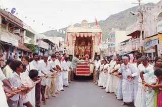 2004 - sacred collections uncategorised