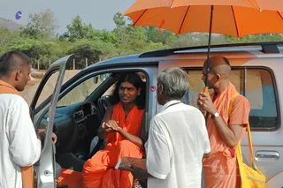 April 2008 - Making Of Kailaasa In Tiruvannamalai