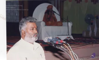 OCtober 6, 7, 8 2004 - 3 Mass Living Enlightenment Initiation conventions at Kancheepuram