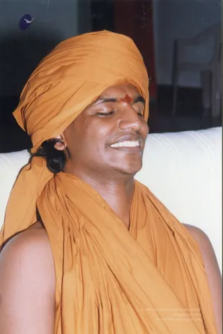 2003 - Home visit and mass Living Enlightenment initiation convention