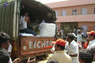 September 2006 - Sindhanur flood relief