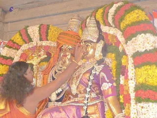 20080101 more-procession-temple 070413.jpg