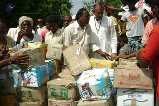 September 2006 - Sindhanur flood relief