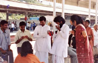 October 17 2003 - Arrival in Mumbai for Ananda Spurana Convention