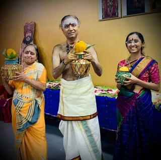 KAILASA-HOUSTON--USA-2022-03-01-19maZUayezYAhXBT30F7ZDAOhdjc2t8QR.jpg