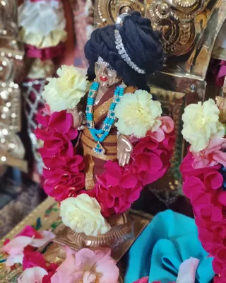KAILASA-ESSEX--UK-2021-06-26-1bN1TEHp4MZtYCYeg-tTmsNPgGM2PuoXX.jpg
