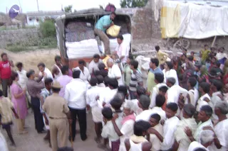 September 2006 - Sindhanur flood relief