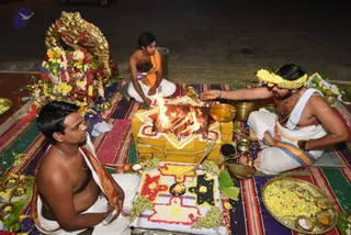 April 03 2017