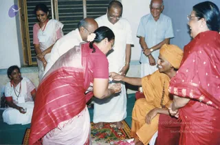 2002 - Pada puja and blessing citizens in Salem