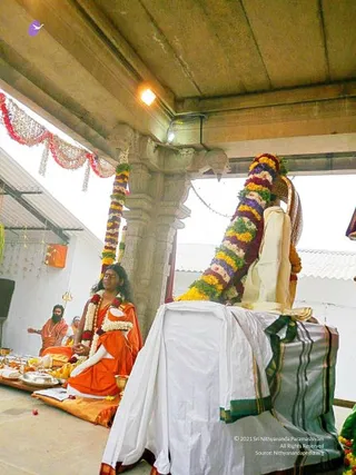 20080101 more-procession-temple 070506.jpg
