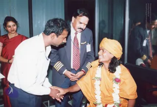 January 2004 - The SPH leaves India on Vijaya Yatra (world tour)