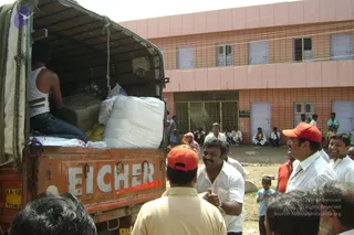 September 2006 - Sindhanur flood relief