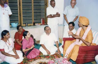 2002 - Pada puja and blessing citizens in Salem