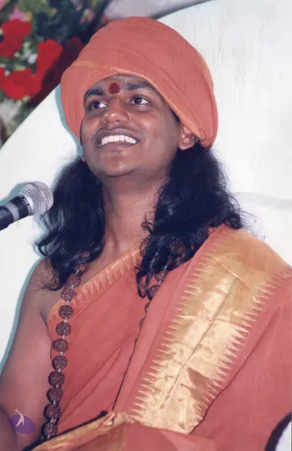 October 28 - 1 November 2004 - Mass Living Enlightenment Initiations in Tiruvannamalai