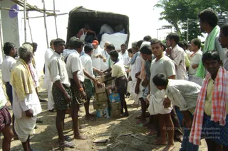 September 2006 - Sindhanur flood relief