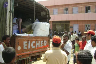 September 2006 - Sindhanur flood relief