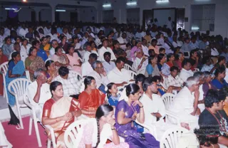 October 28 - 1 November 2004 - Mass Living Enlightenment Initiations in Tiruvannamalai