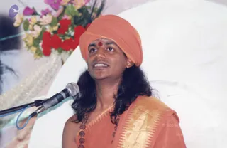 October 28 - 1 November 2004 - Mass Living Enlightenment Initiations in Tiruvannamalai