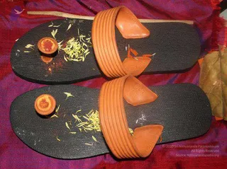 2011 -eNMiracles Collections
