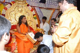 20080717 more darshan 0165 CMP WM.jpg