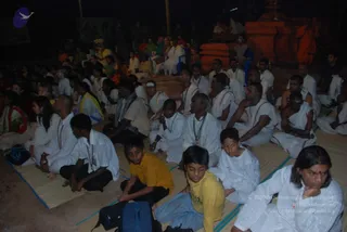November 05 2010