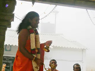 20080101 more-procession-temple 070428.jpg