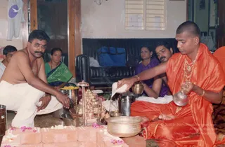 PAda Puja to SPH and Devi puja by SPH at devotee's home post April 2001