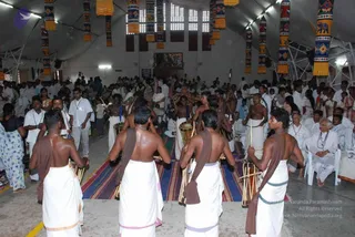 20080717 more darshan 0415 CMP WM.jpg