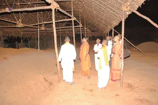 April 2008 - Making Of Kailaasa In Tiruvannamalai