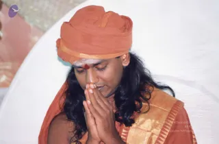 October 28 - 1 November 2004 - Mass Living Enlightenment Initiations in Tiruvannamalai