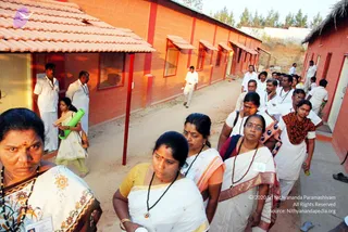 2010-WELCOMING-SWAMIJI-AND-BHAKTHI-SPURANA-CONVENTION