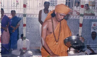 2003 - Homa and puja at a devotee's home in Tiruppur