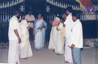 OCtober 6, 7, 8 2004 - 3 Mass Living Enlightenment Initiation conventions at Kancheepuram