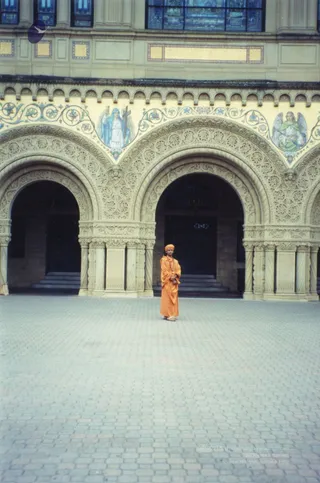 2003 - First Global Vijaya Yatra