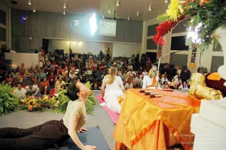 2009-YOGAM-TOUR-LOS-ANGELES