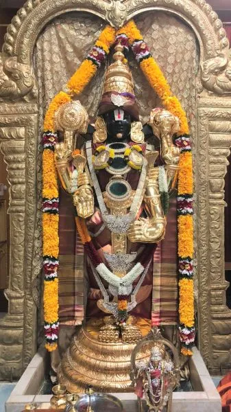 KAILASA-LOS-ANGELES--USA-2021-01-24-1MdizbNH6uF-TIQ4qZgM-3eOPceDzlihS.jpg