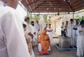 2002 Visit-to-Murugan-Temple AFP-13562