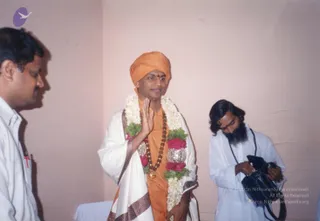 2002 Visit-to-Murugan-Temple AFP-13562