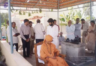 2002 Visit-to-Murugan-Temple AFP-13562