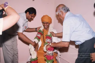 2002 Visit-to-Murugan-Temple AFP-13562