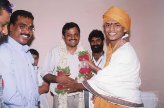 2002 Visit-to-Murugan-Temple AFP-13562