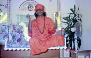 2003-Glimpses-from-Vijaya-Yatra-world-tour