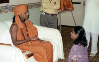 2003-Glimpses-from-Vijaya-Yatra-world-tour