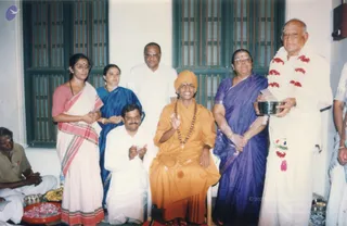 2003-Glimpses-of-House-Visit-and-Paada Pooja