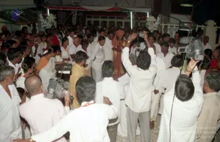 November 09 2003