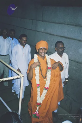 2003-SPH-ATTENDING-TIRUCHI-SWAMIGAL-JAYANTHI-BANGALORE