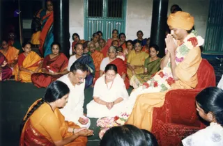 2003-Visit-To-Devotees-House-In-Karaikudi
