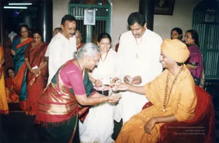 2003-Visit-To-Devotees-House-In-Karaikudi
