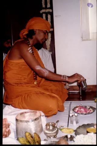 2003-Visit-to-devotees-House-Chennai