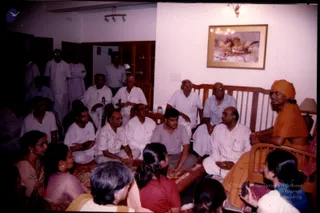 2003-Visit-to-devotees-House-Chennai